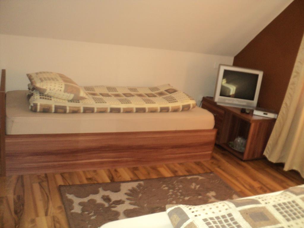 Cabana Suvenirurilor Scarisoara  Luaran gambar